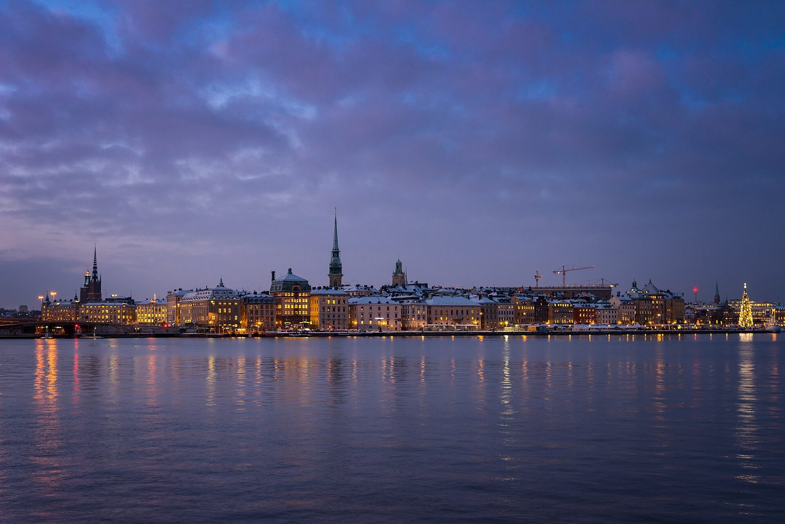 Four Nordic capitals by coach